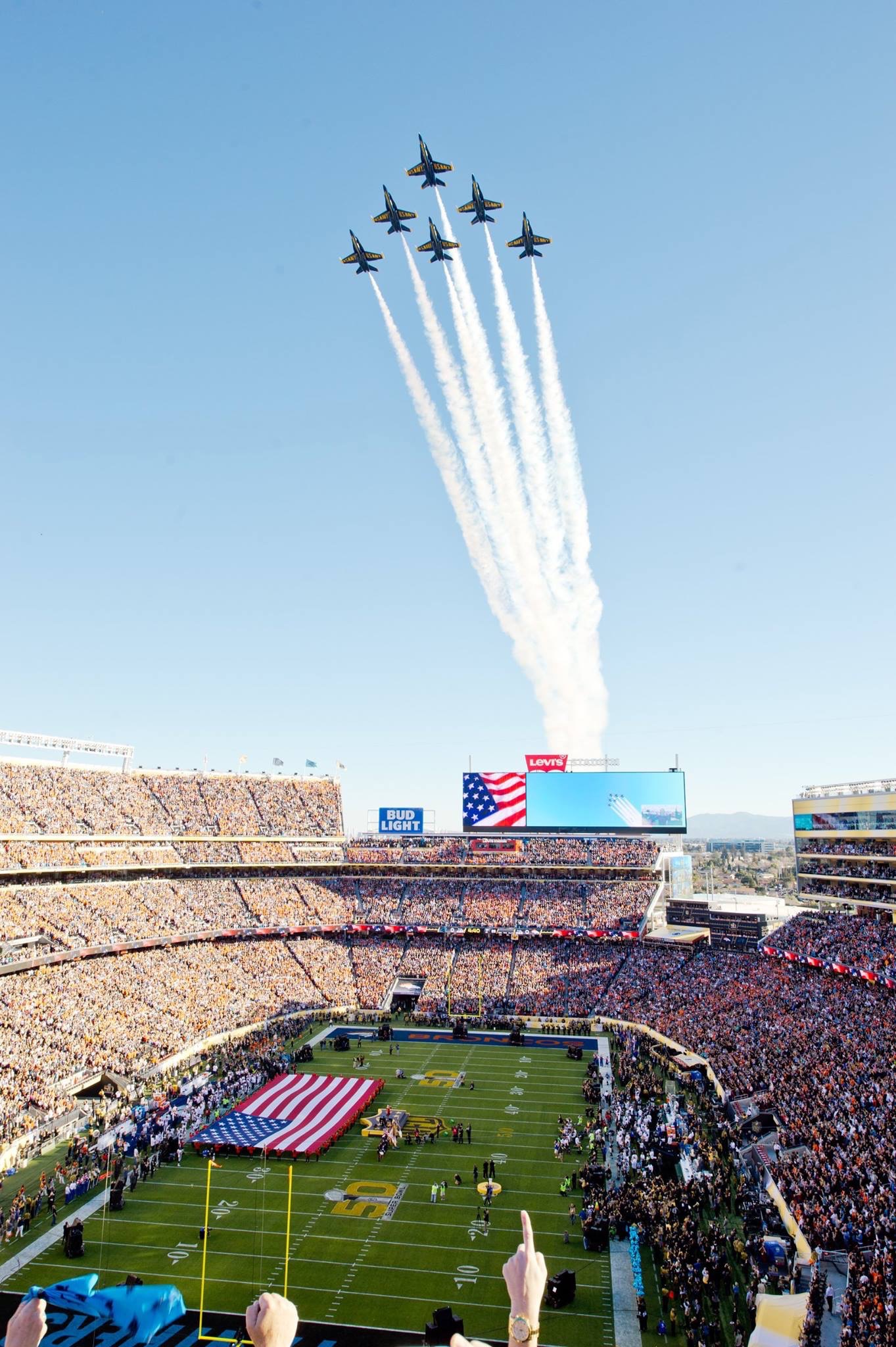 F 15 s Patrolled Super Bowl 50 Skies After Blue Angels six jets Fly 