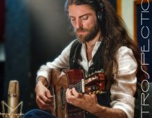 Estas Tonne (Ukrainian): a self-styled “modern day troubadour”